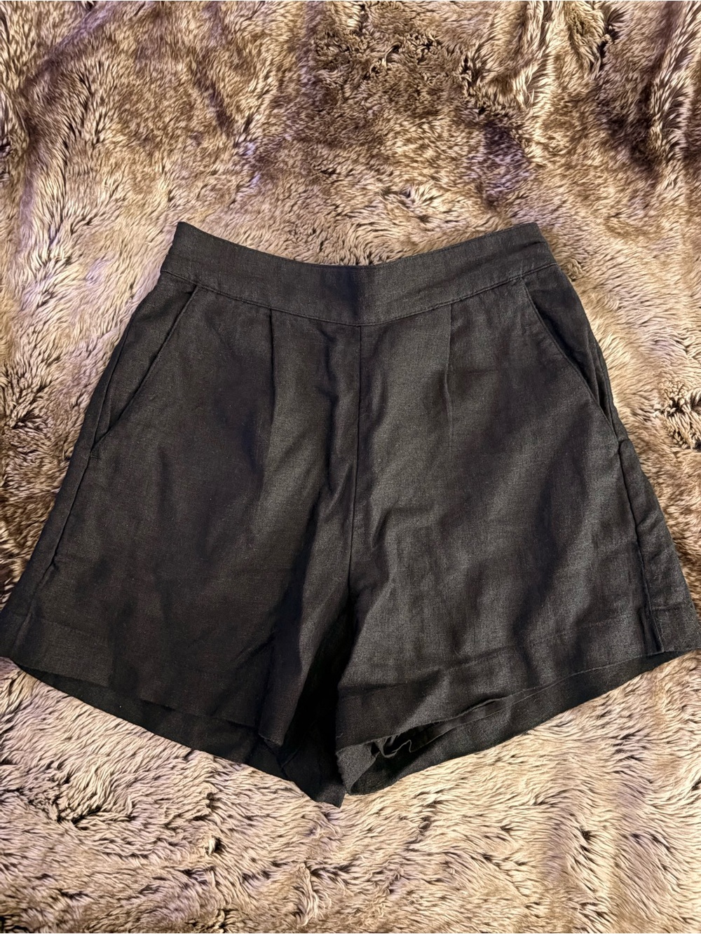 Abercrombie linen pull on shorts in black, size XXS
